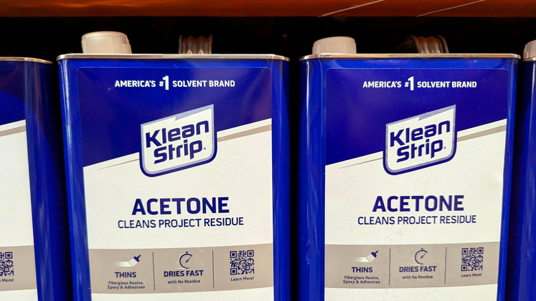 Container of acetone