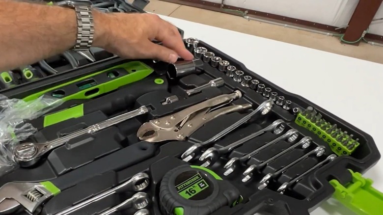 Person using a Pittsburgh tool kit