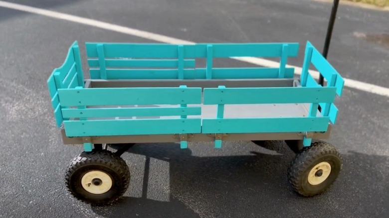 Blue wagon DIY heavy duty to use at the pool