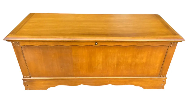 Lane cedar chest from above