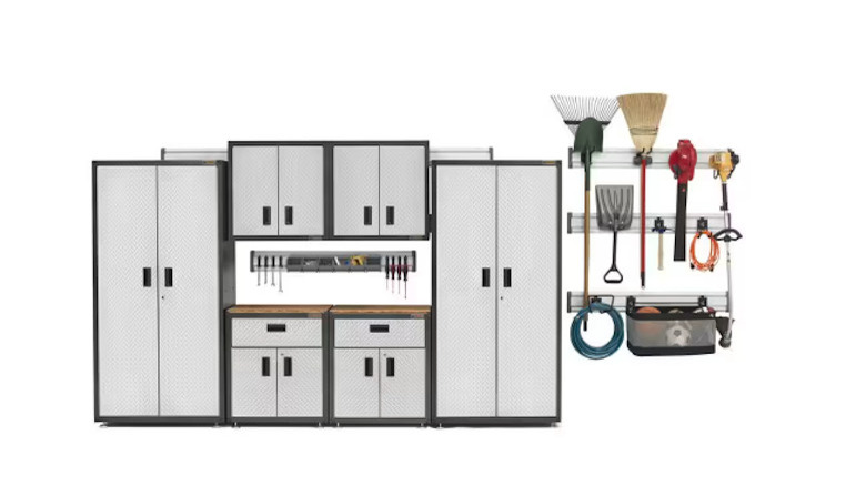 Gladiator 17-Piece Steel Garage Storage System