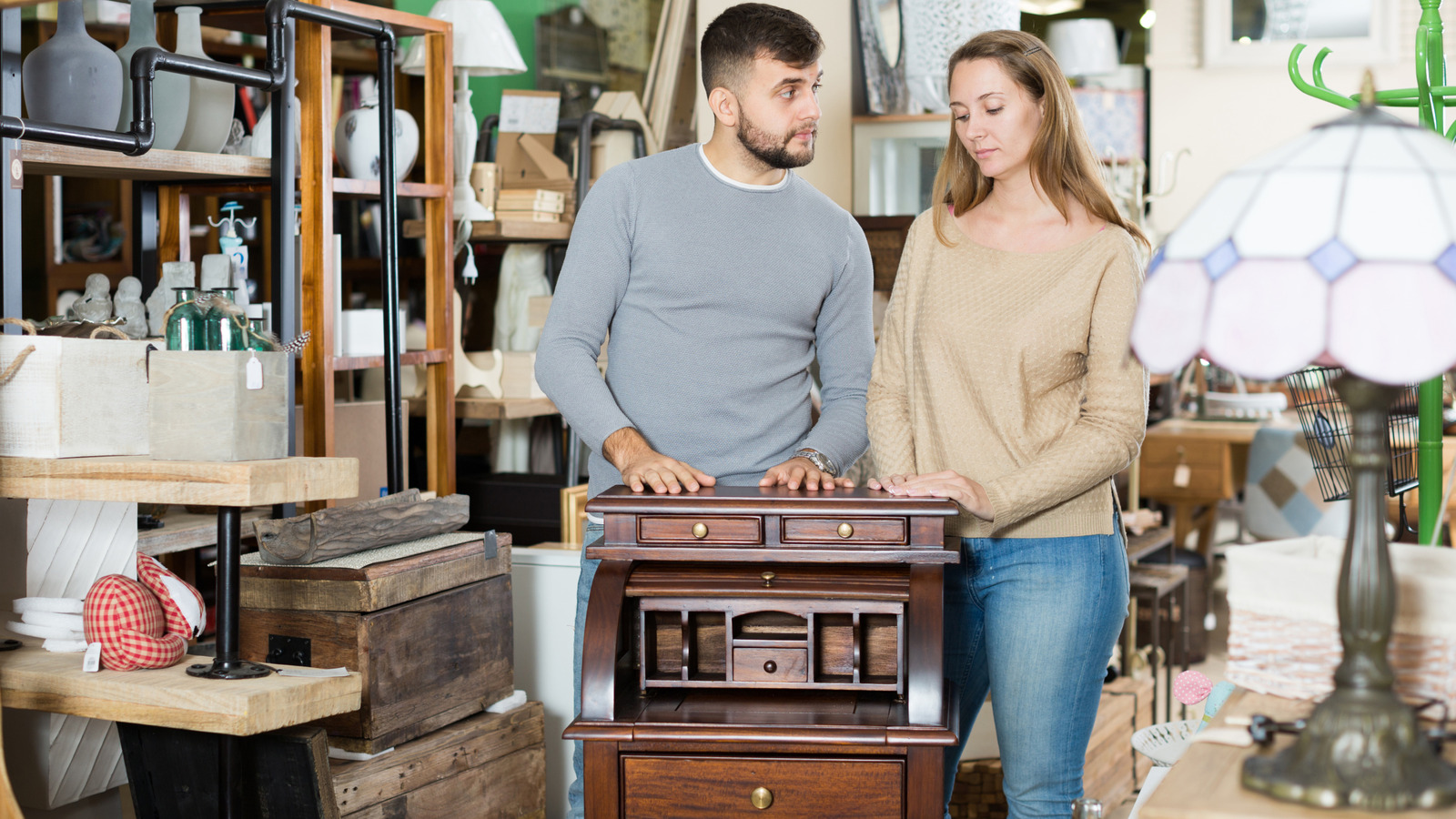 13 Home Office Essentials You Can Find At Your Local Thrift Store - House Digest