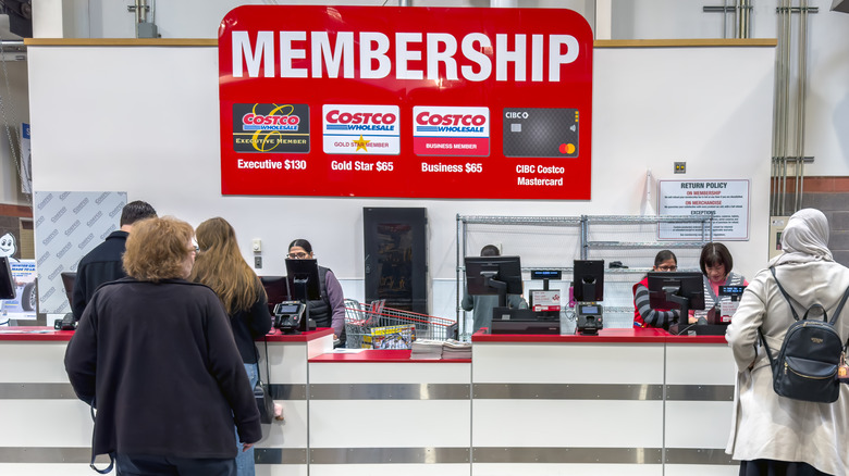 Costco membership desk