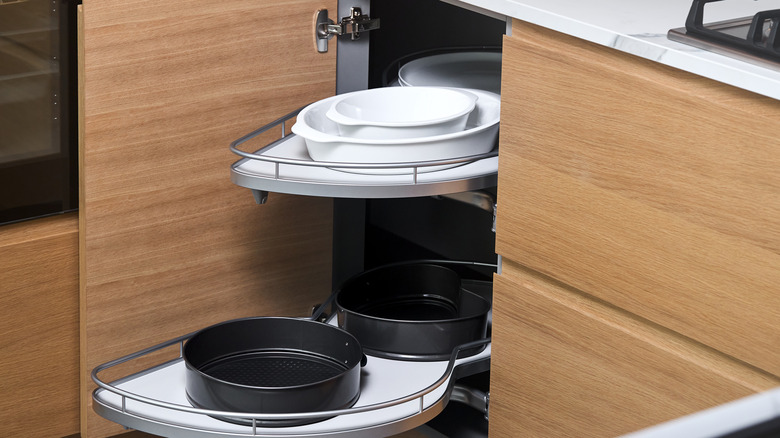 pull out shelving in kitchen corner cabinet