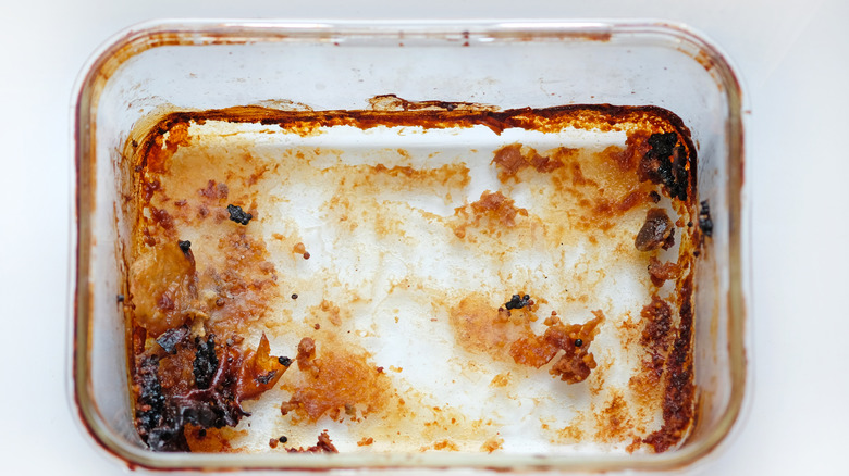 A dirty oven dish 