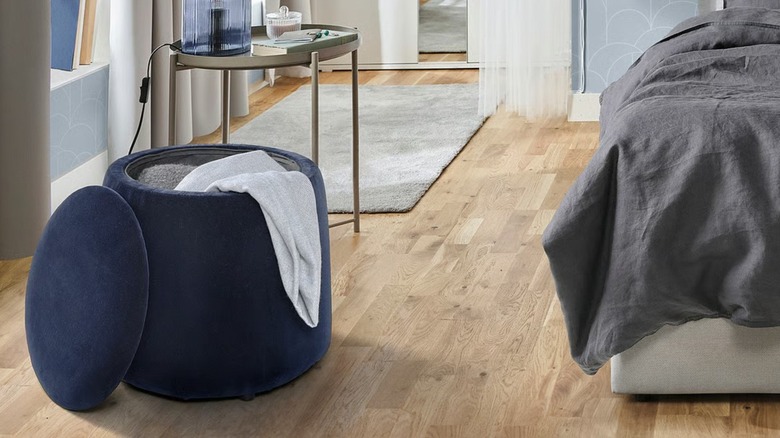 JÄRRESTAD Pouffe on bedroom floor