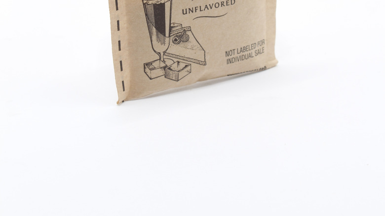 Unflavored gelatin packet