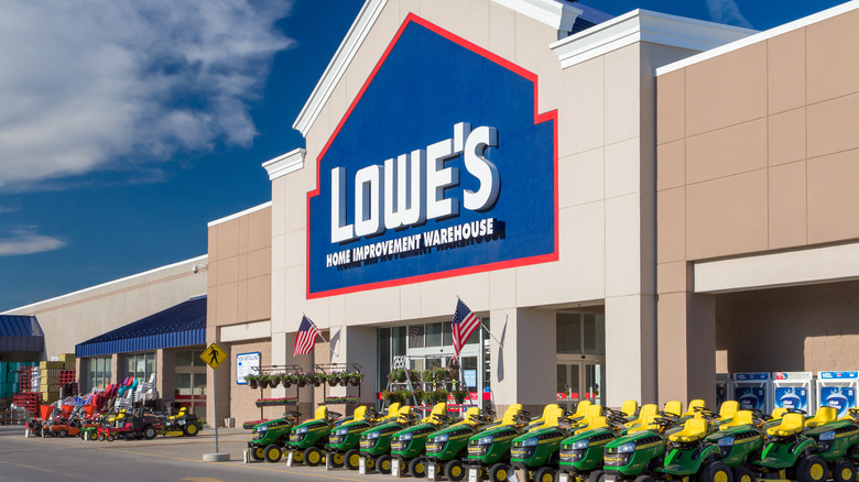 Lowe's storefront