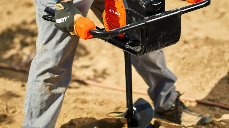 Atlas' new 80V auger in action