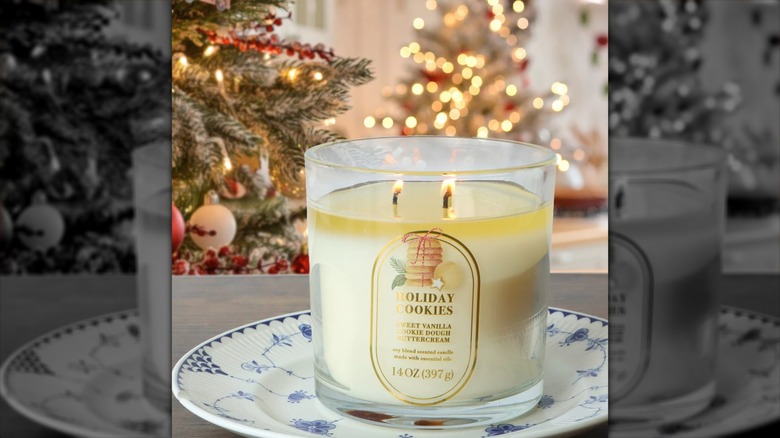 Holiday cookies 3-wick candle on a dish at Christmas