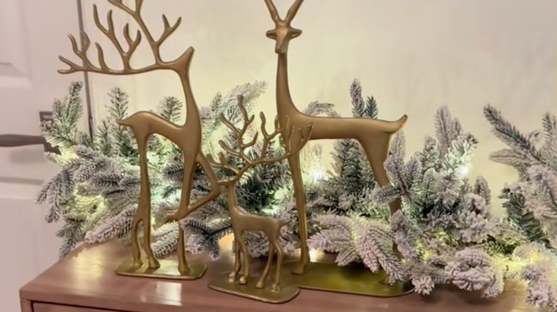 Bronze reindeer decorations