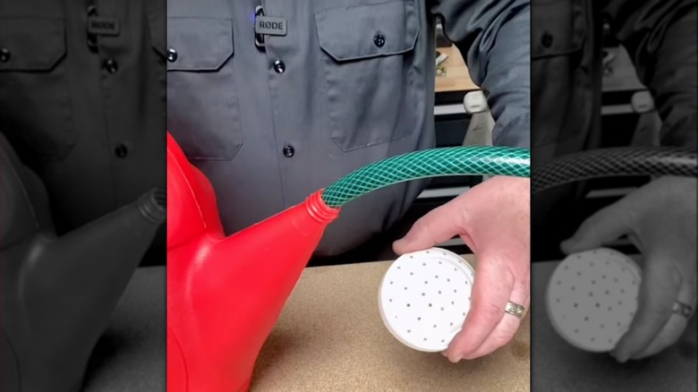 Green hose watering can extender