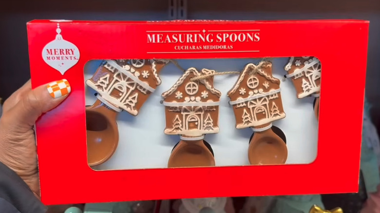 Aldi's lavender gingerbread house measuring cups