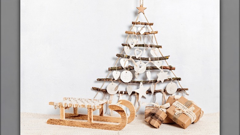 Stick and string tree
