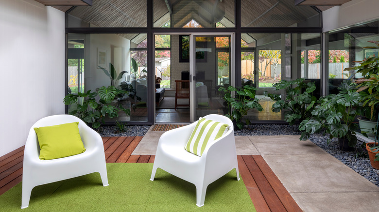 avocado green accent color