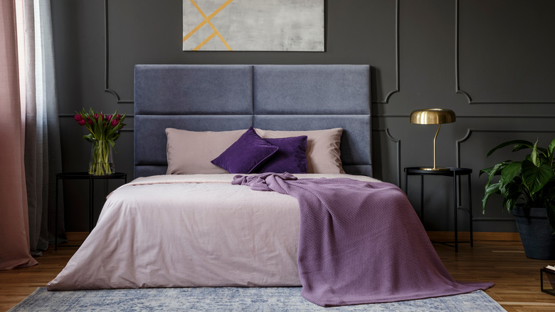 pale purple throw blanket