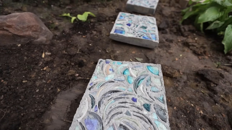DIY mosaic concrete stepping stones