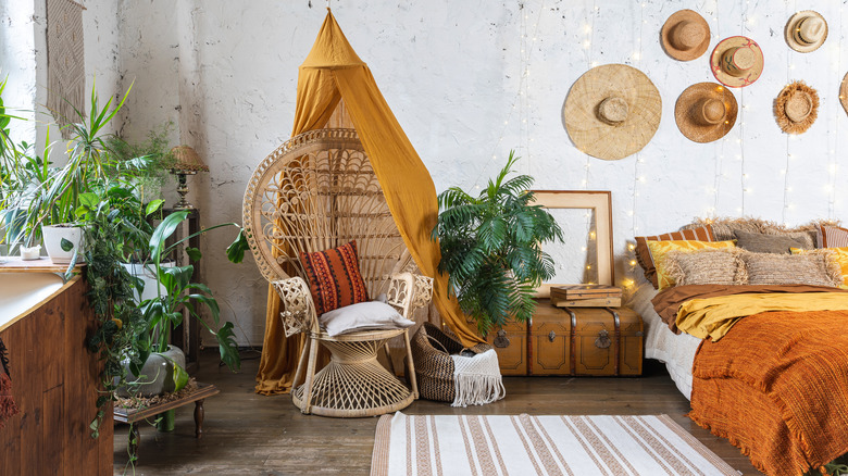 Bohemian bedroom with plants