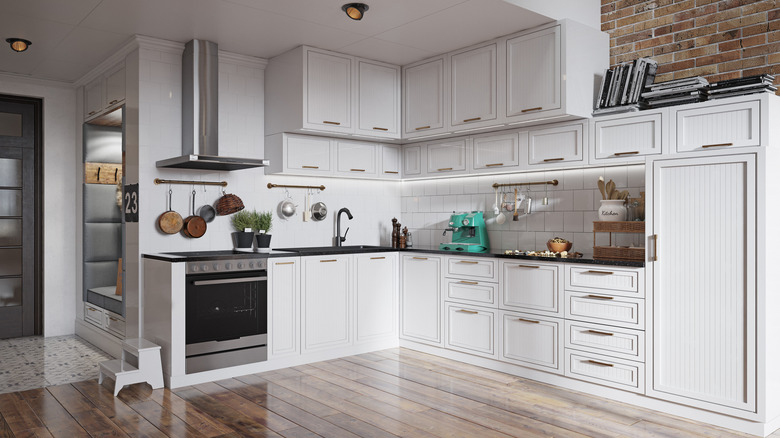 white kitchen cabinets