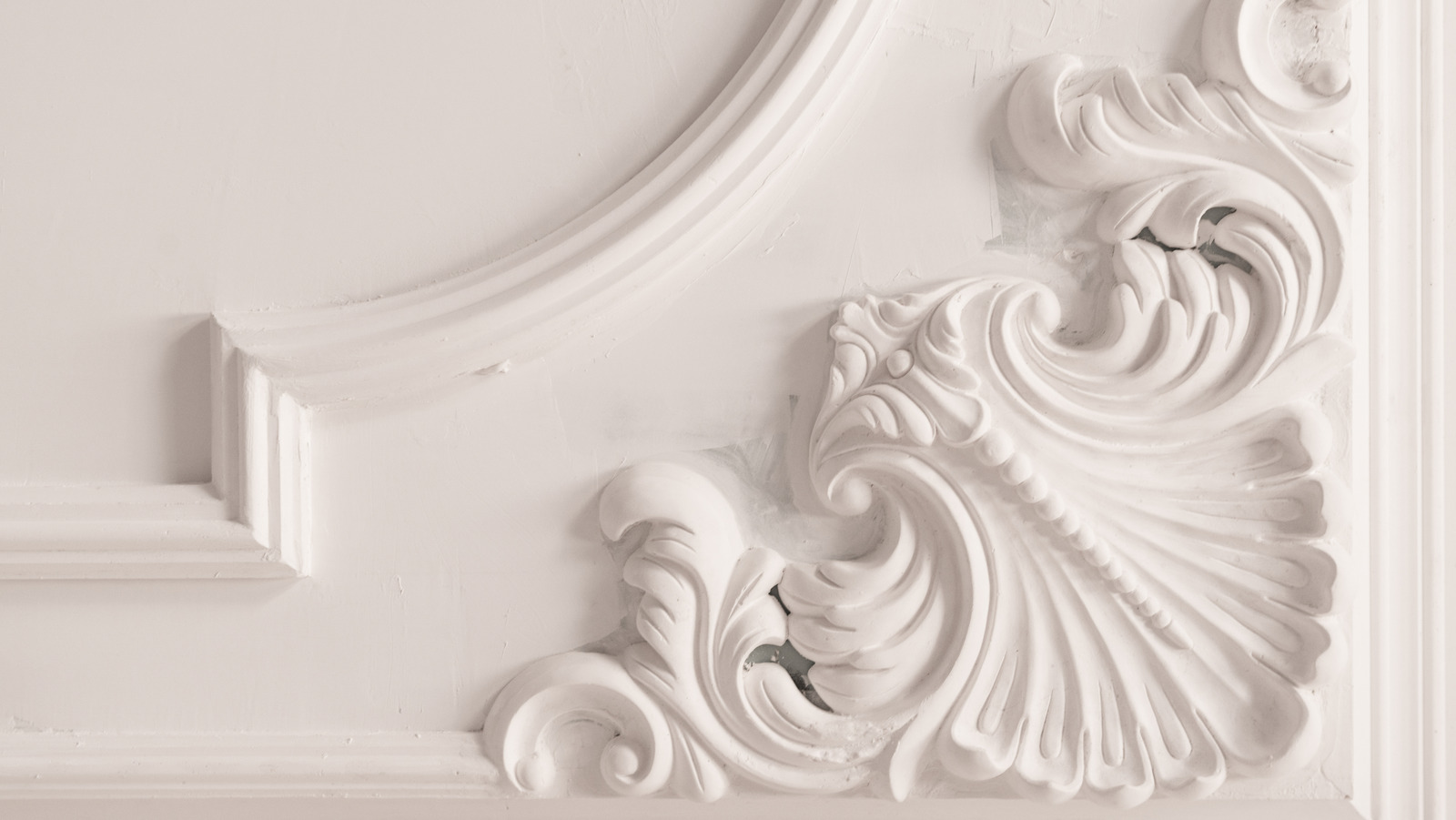 15 Ideas To Spice Up A Boring Ceiling