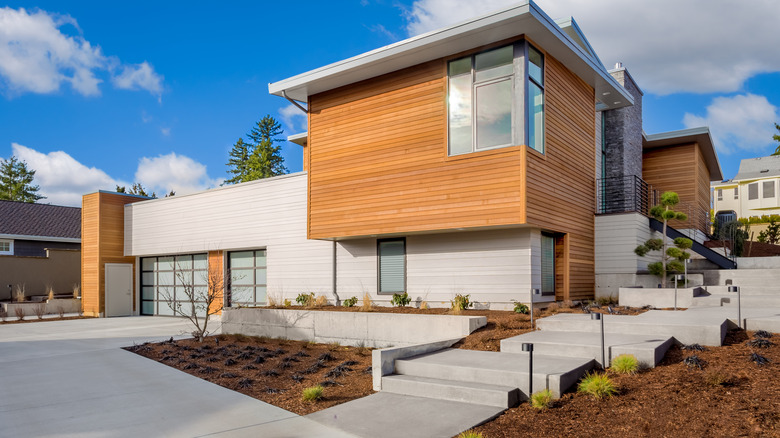 house with driveway