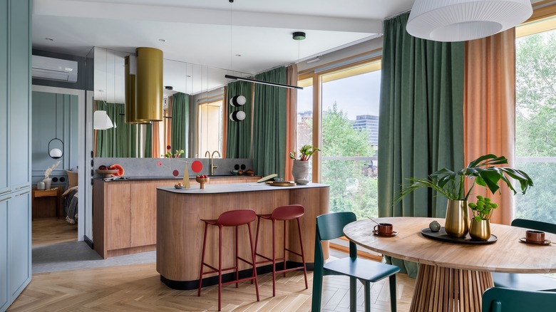 pink and green curtains in kitchen