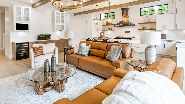 Cozy living area with leather couches