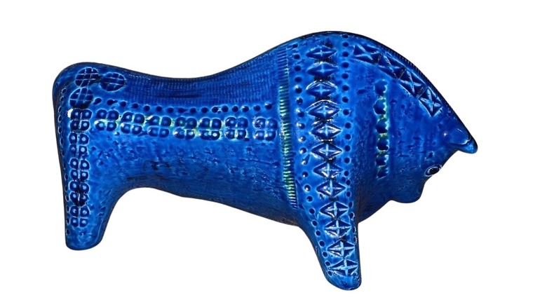 Bitossi Rimini Blu ceramic blue bull