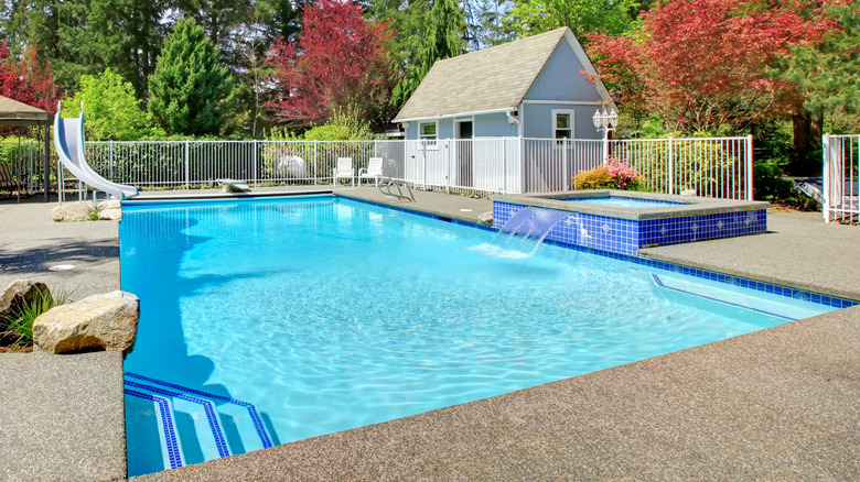 Pool with poolhouse