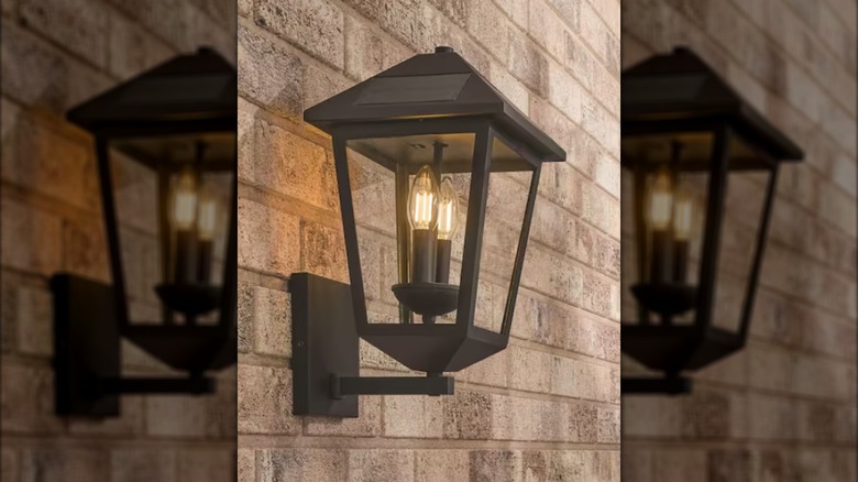 Hampton Bay's Everlake Outdoor Solar LED Post Light