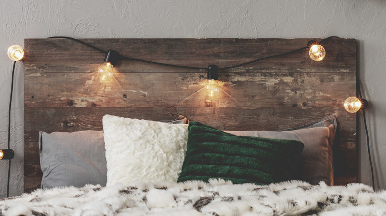 Rustic-themed bedroom