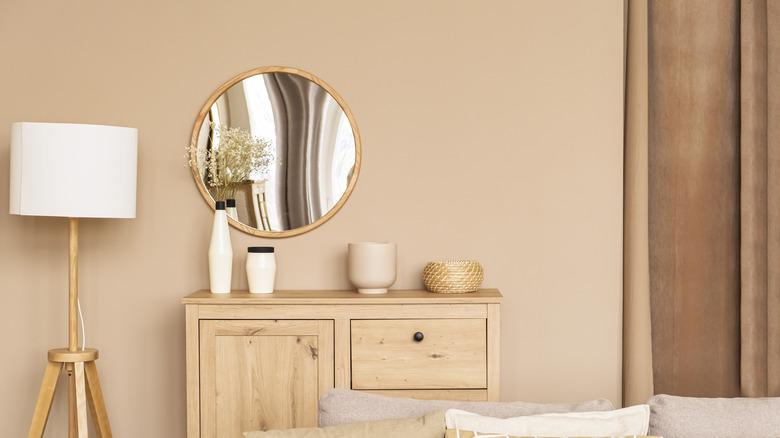 warm hues in living room