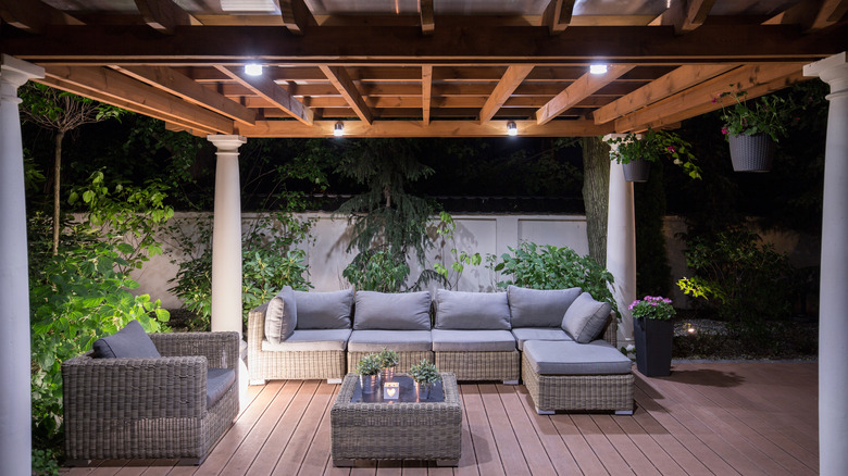 wooden pergola with columns