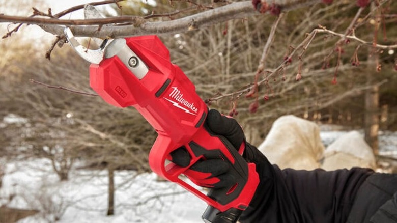 Milwaukee M12 Brushless Pruning Shears