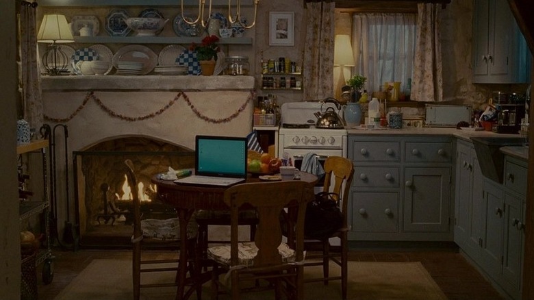 Iris' (Kate Winslet) Surrey cottage kitchen in The Holiday (2006)