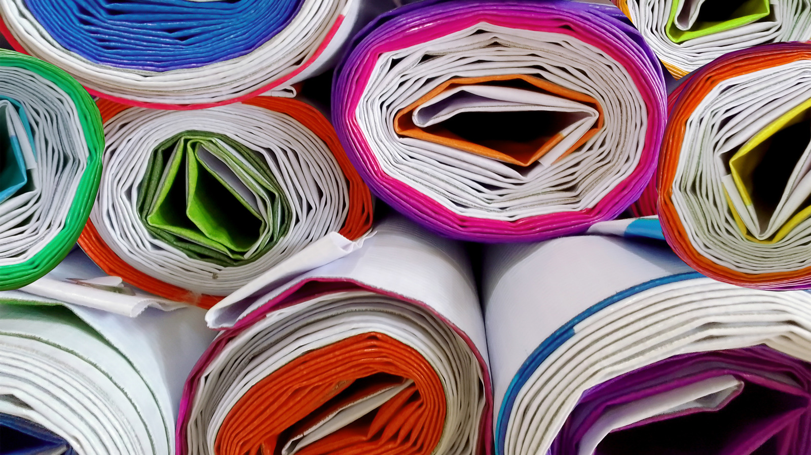 How To Repurpose Old Tarps Around Your Home And Garden