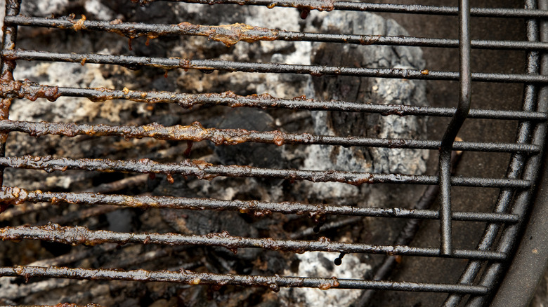 Dirty barbeque grill