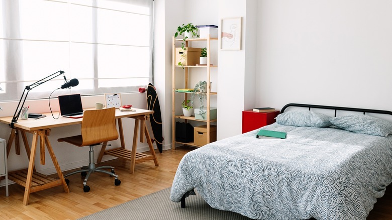 Clean desk in a bedroom