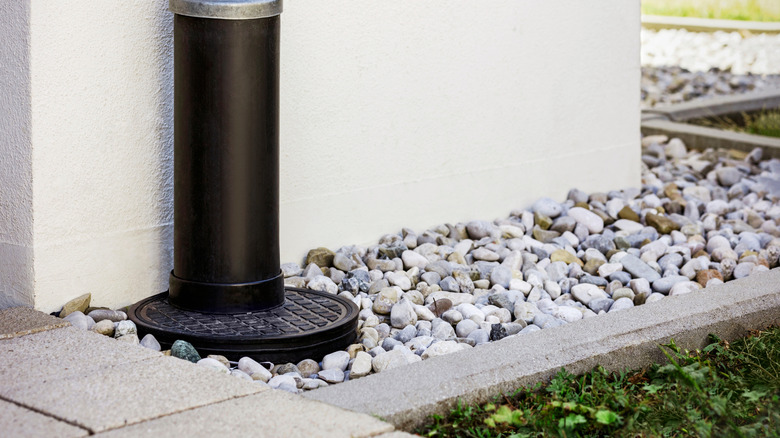 downspout that goes into ground