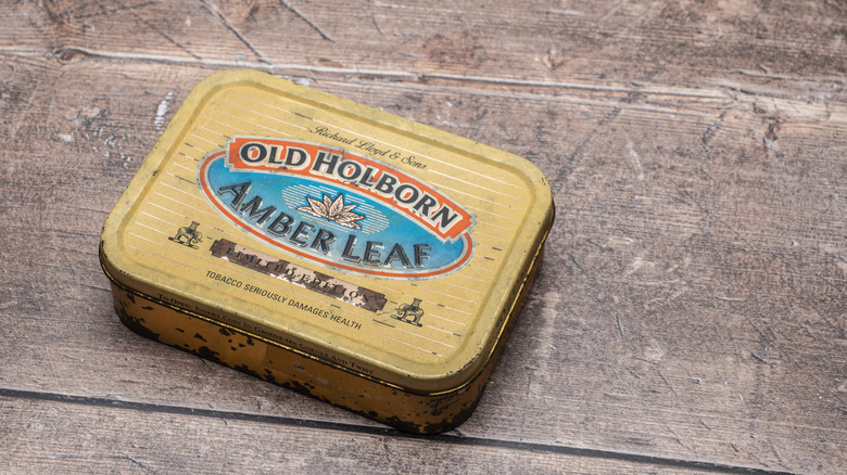 Vintage Old Holborn Amber Leaf tobacco tin