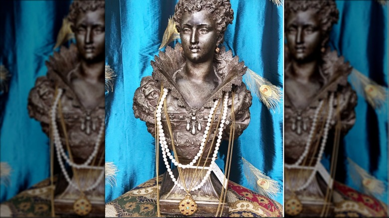 Bust with draped necklaces