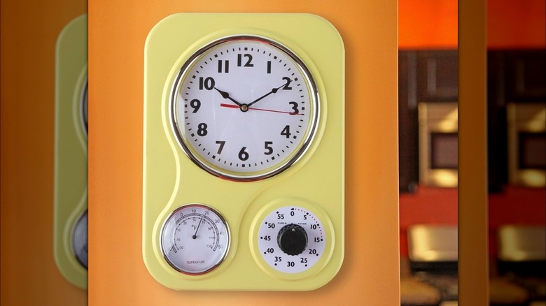 Lily's Home Retro Kitchen Wall Clock