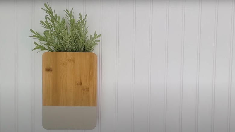 Minimalist Dollar Tree cutting board DIY planter