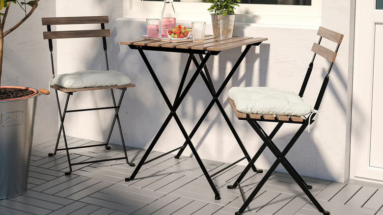 IKEA TÄRNÖ Table and chairs outside on a patio