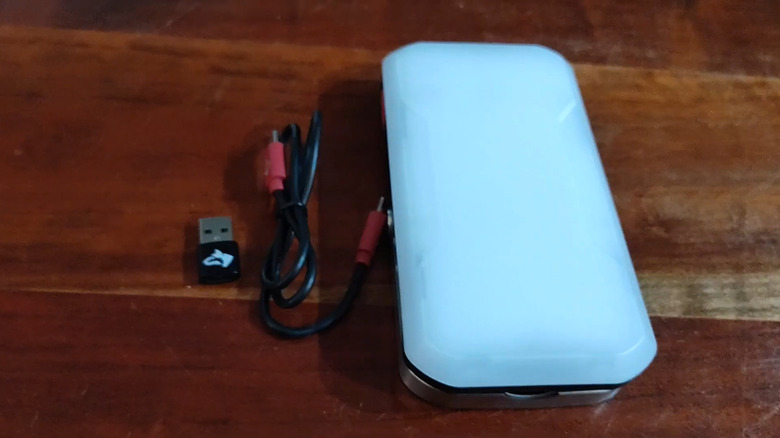 Husky 800-lumen rechargeable utility light with power bank