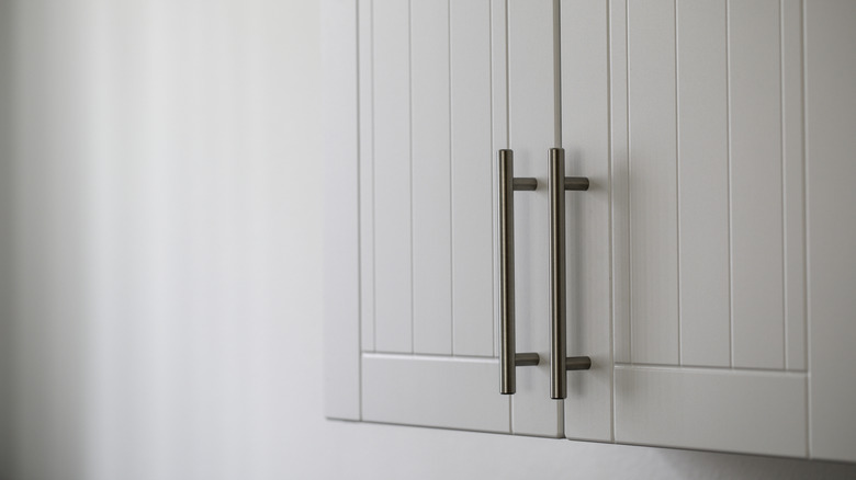Cabinet pulls on white cabinets