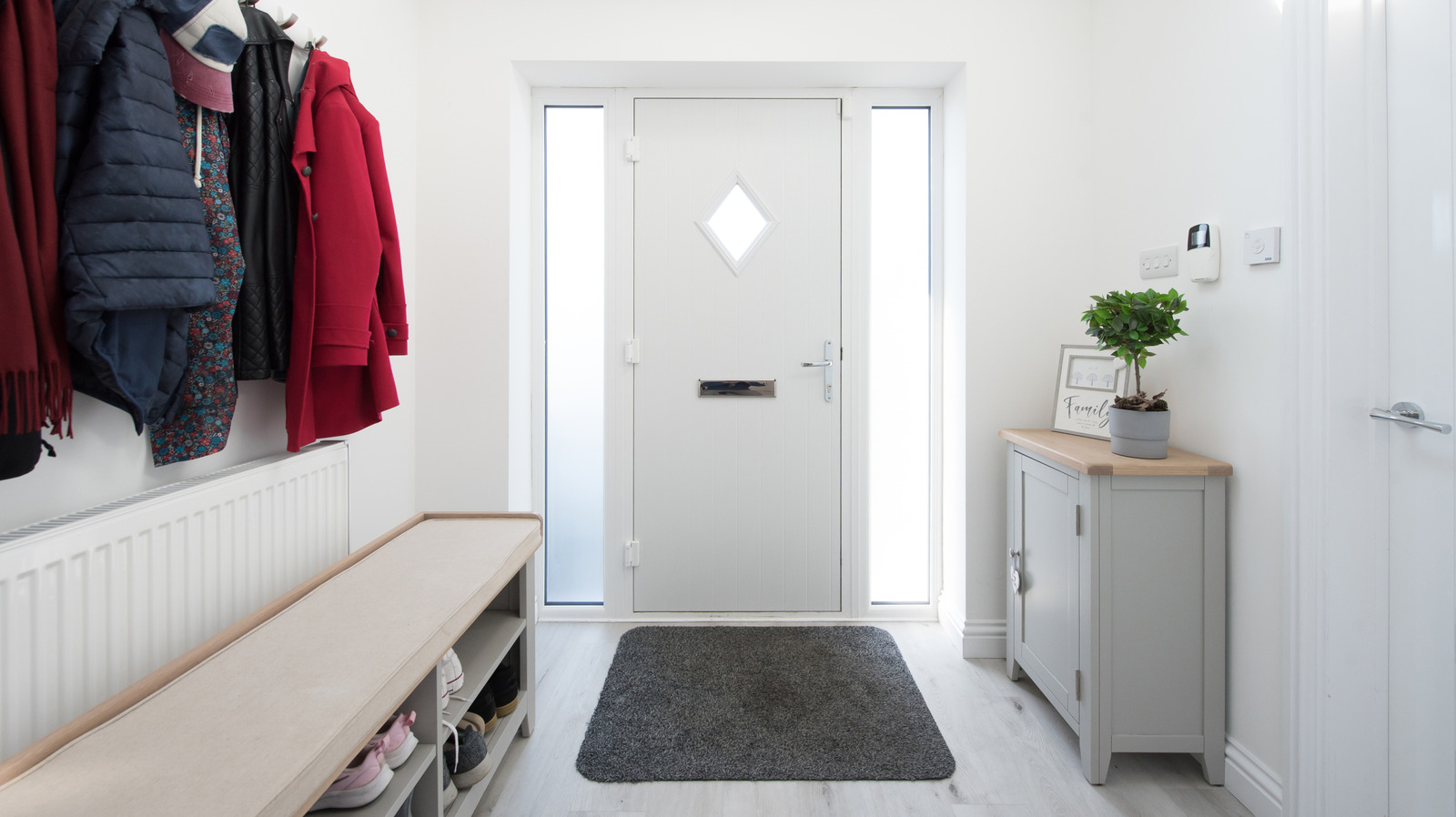 18 Stunning Entryway Accent Wall Ideas To Transform The Look Of Your Space