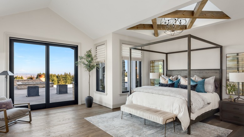 unique bedroom ceiling