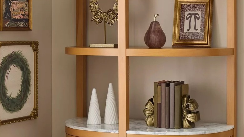 Decorative objects on a bookshelf