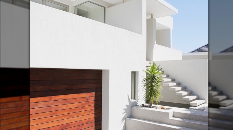 garage door exterior